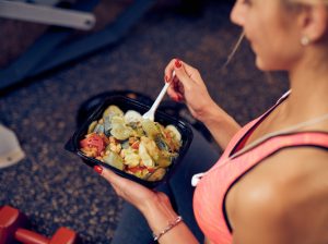 EXERCÍCIO AUMENTA A FOME? Saiba porque não